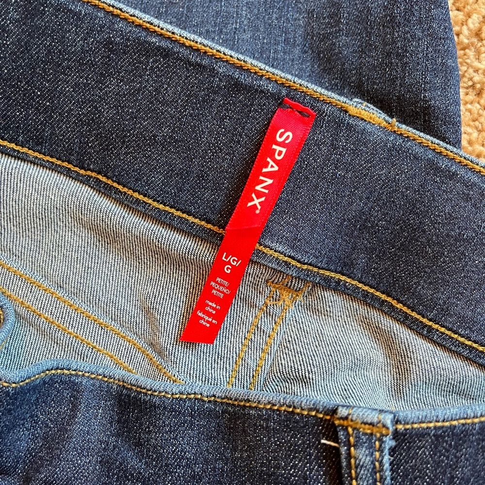 Spanx Large Petite Jean Leggings, I’m darker wash.